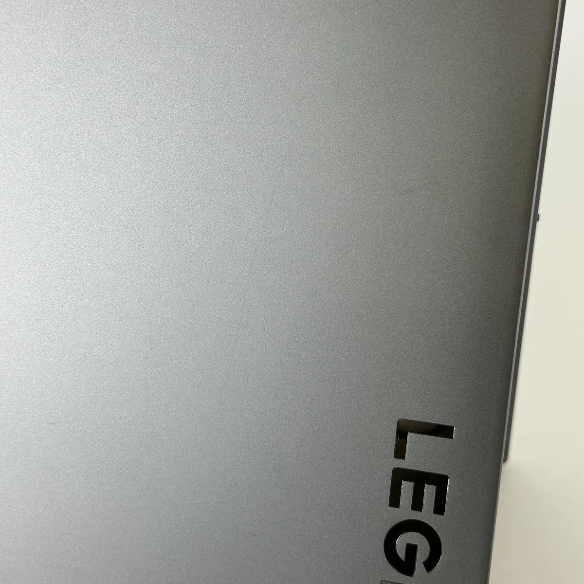 Lenovo Legion Slim 5 Gen 9 16 Gray 3.8 GHz AMD Ryzen 7 8845HS 16GB RAM 512GB Solid State Drive NVIDIA GeForce RTX 4060 8 GB
