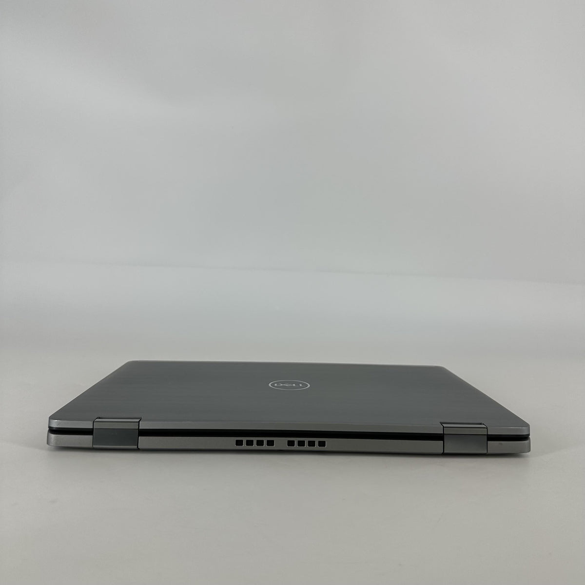 Dell Latitude 7430 (2-in-1) 14 Gray 1.8 GHz Intel Core i7 12th Gen. 16GB RAM 512GB Solid State Drive