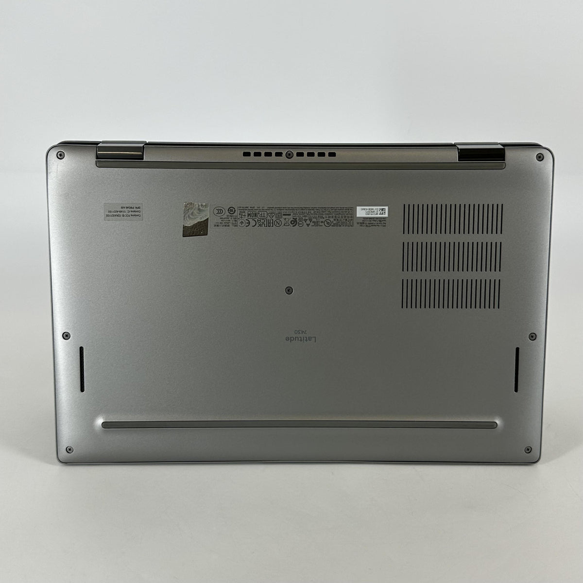 Dell Latitude 7430 (2-in-1) 14 Gray 1.8 GHz Intel Core i7 12th Gen. 16GB RAM 512GB Solid State Drive