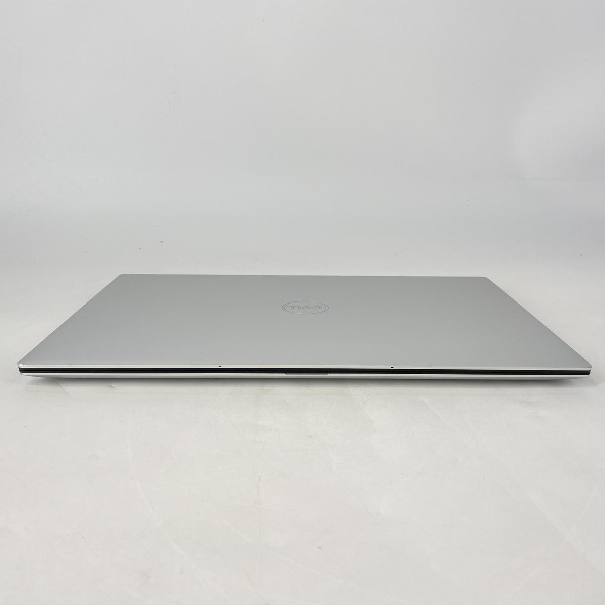 Dell XPS 15 9530 Silver 2.6 GHz Intel Core i9 13th Gen. 64GB RAM 1TB Solid State Drive NVIDIA GeForce RTX 4060 8 GB