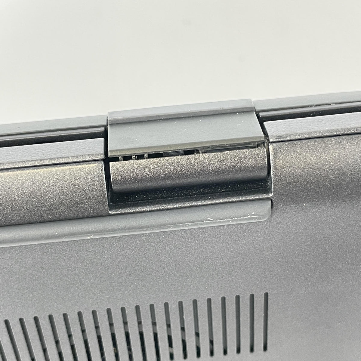 Dell Latitude 7430 14 Black 2.2 GHz Intel Core i7 12th Gen. 16GB RAM 512GB Solid State Drive